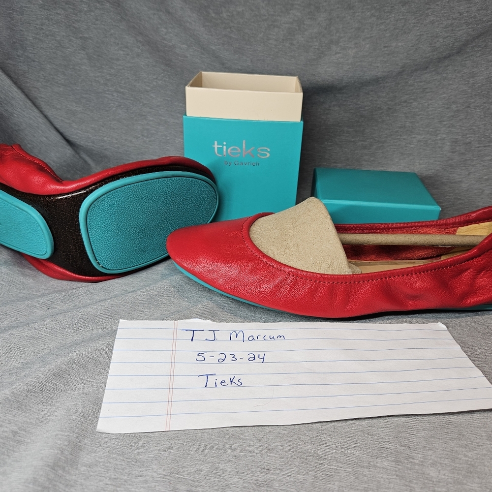 Tieks True Love Red size 9, HTF